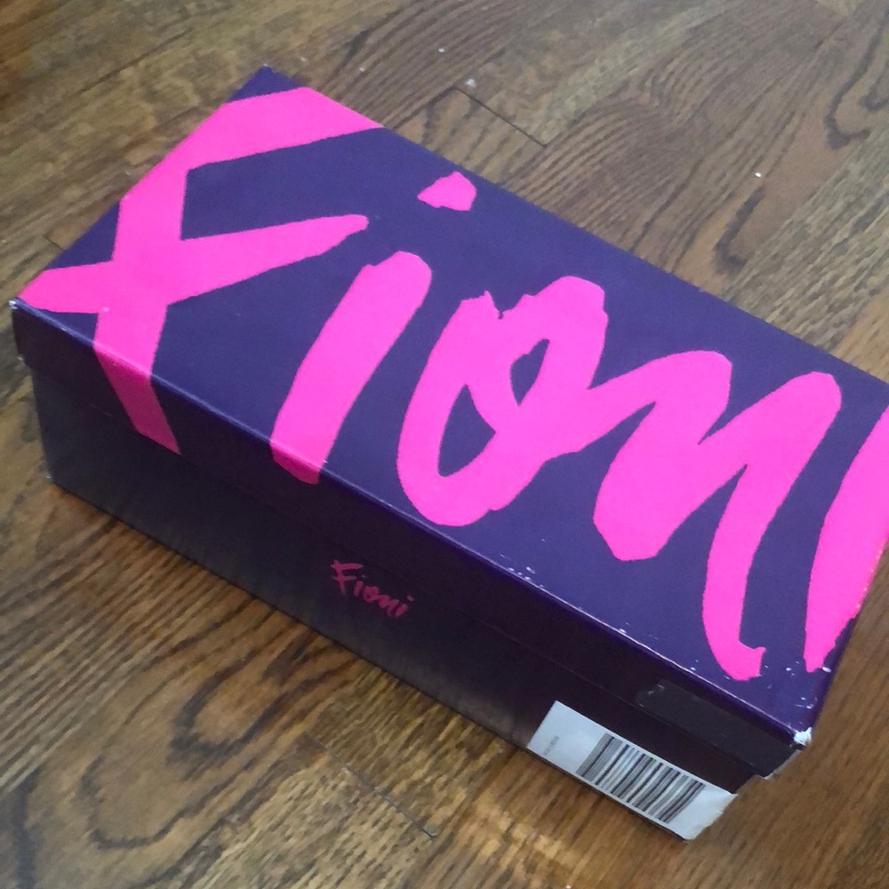 END OF YEAR SALE! | FIONI Watermelon Starry Etoile Mini heels - Picture 7 of 8